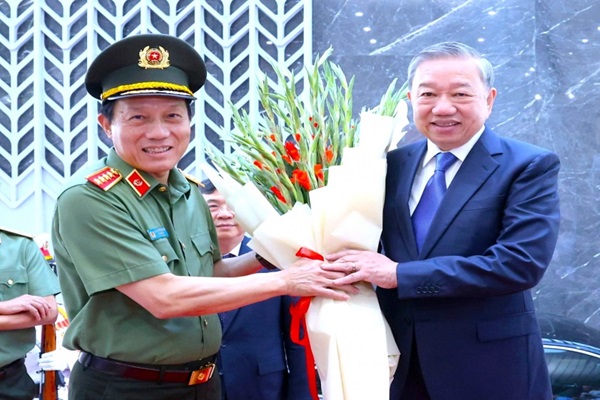 Tổng Bí thư Tô Lâm gặp mặt thân mật điển hình tiên tiến Đại hội Thi đua "Vì an ninh Tổ quốc"